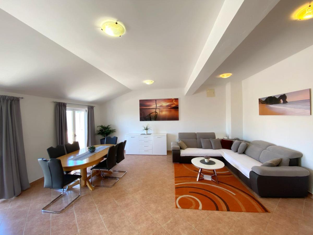 Apartments Saric Biograd Na Moru Dış mekan fotoğraf